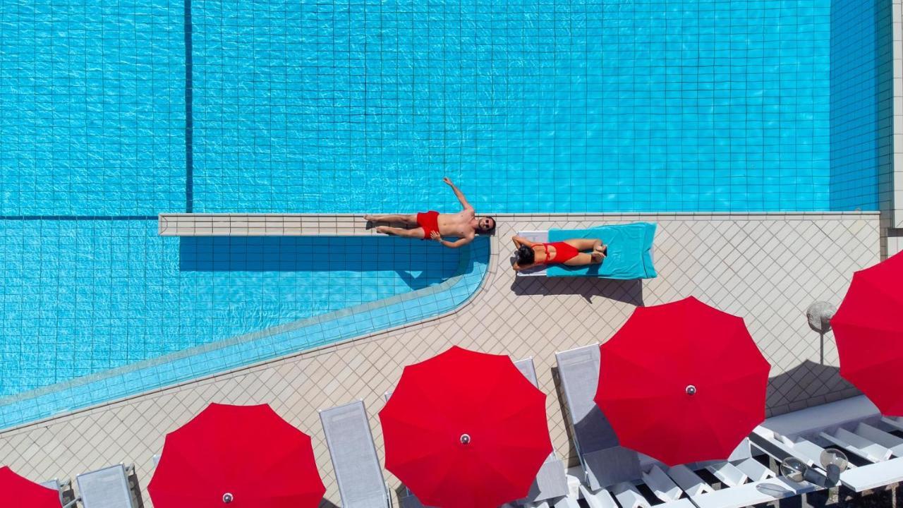 Hotel Ines Cattolica Esterno foto